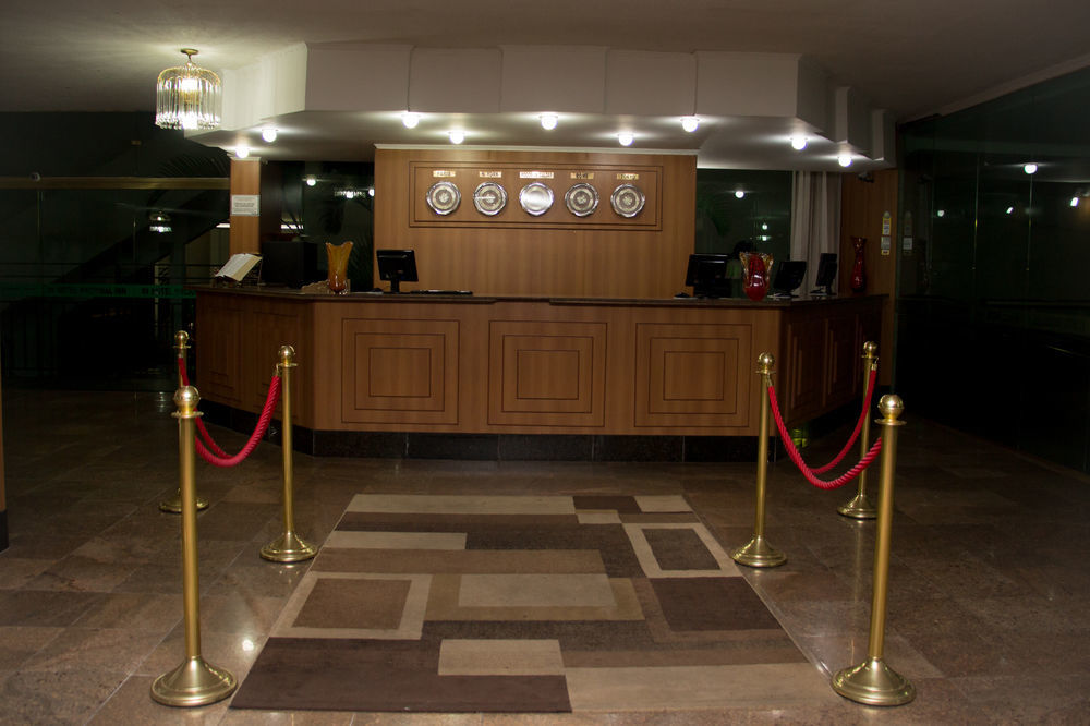 Hotel Nacional Inn Pocos De Caldas - Lazer Completo E Gastronomia No Centro Экстерьер фото